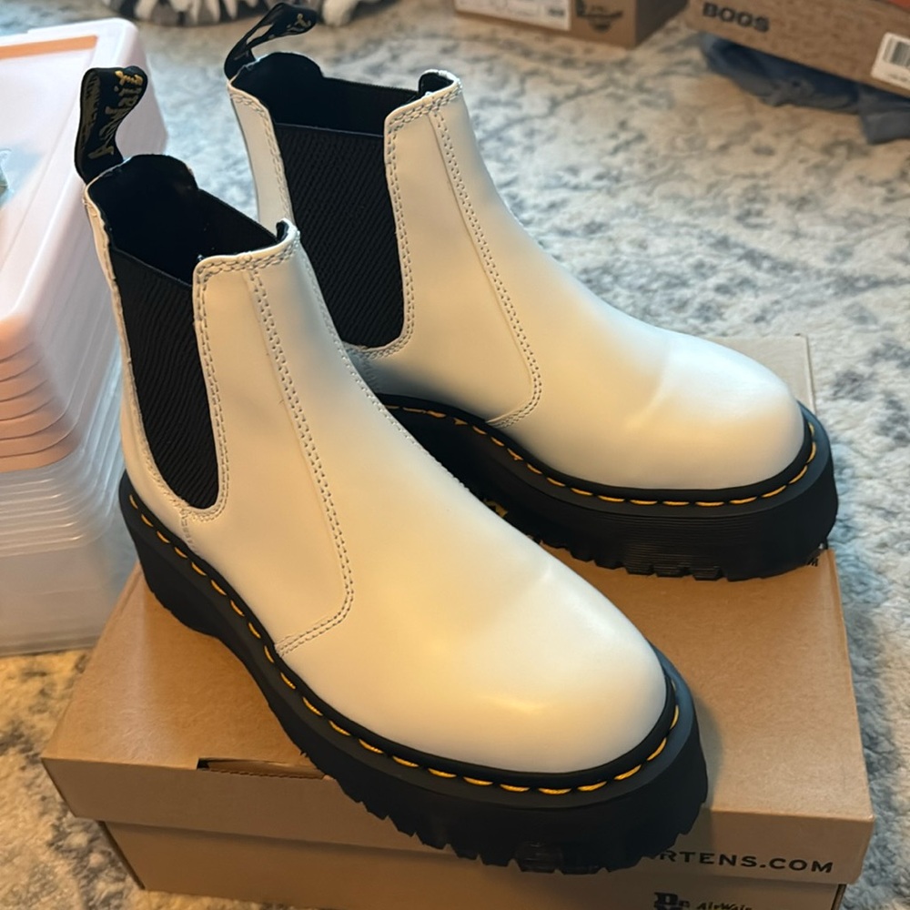 NWT Dr Martens 2976 Quad White 7
